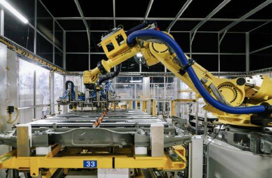 上汽通用汽車武漢奧特能超級工廠竣工投產，以深厚技術底蘊開啟電動化新篇章